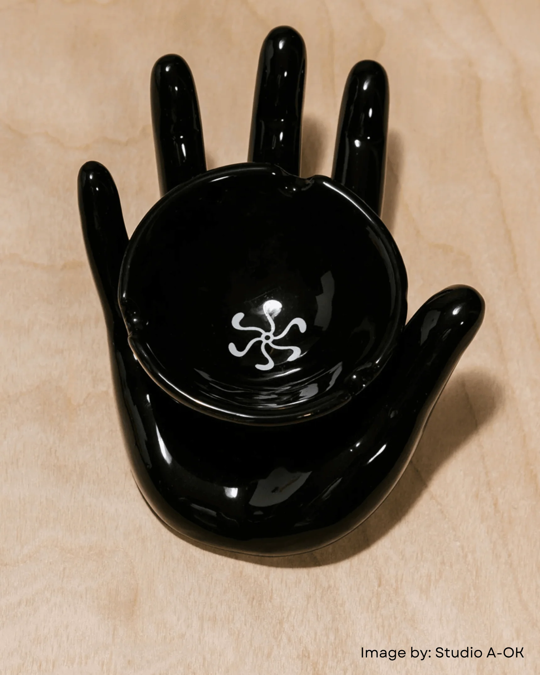 Grip Ashtray - Image 5