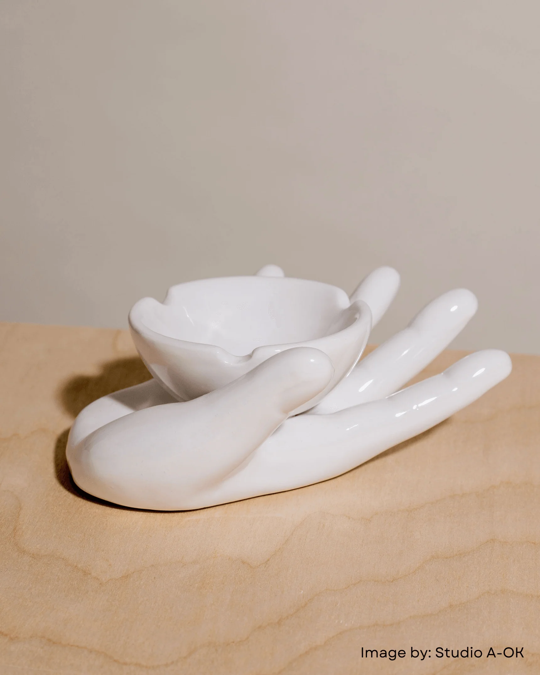 Grip Ashtray - Image 6