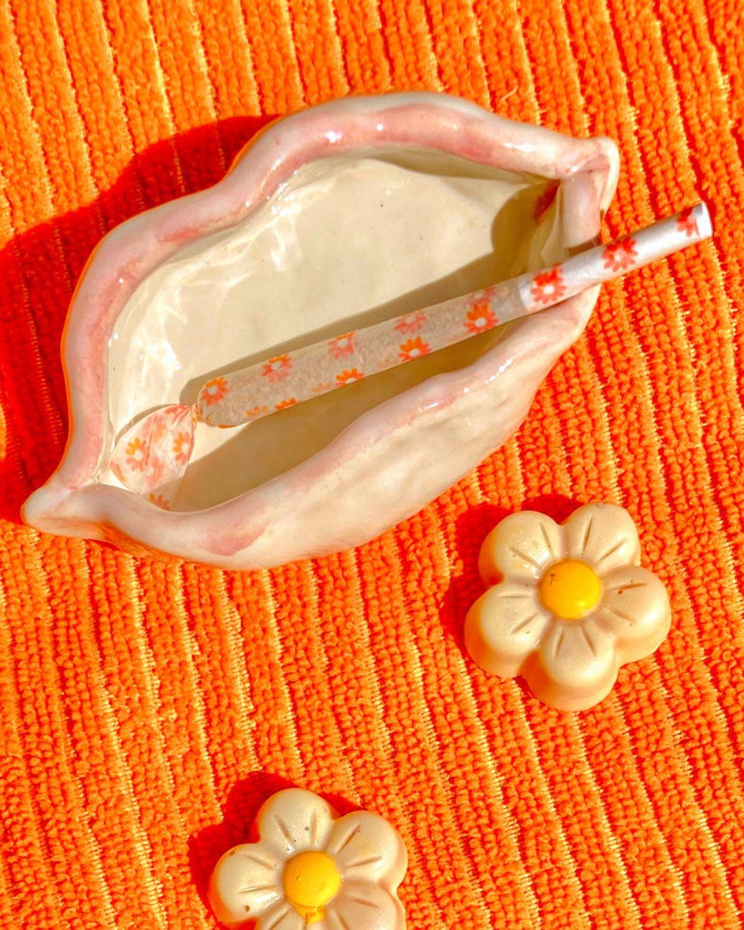 Floral Rolling Paper Set - Image 5