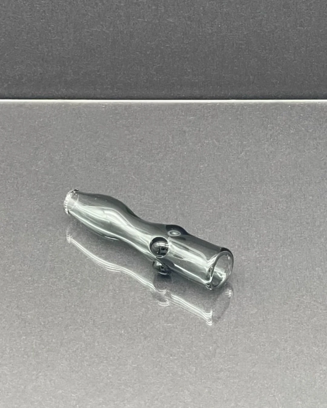 'Soho' Glass Joint Holder - Image 15