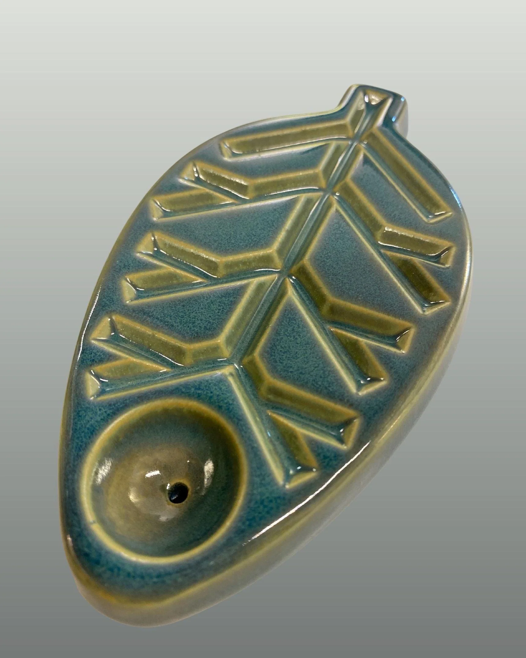 'Leaf' Ceramic Pipe - Image 4