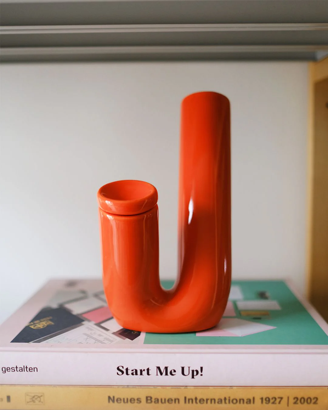 Red Ceramic Bong 'VS001' - Image 4