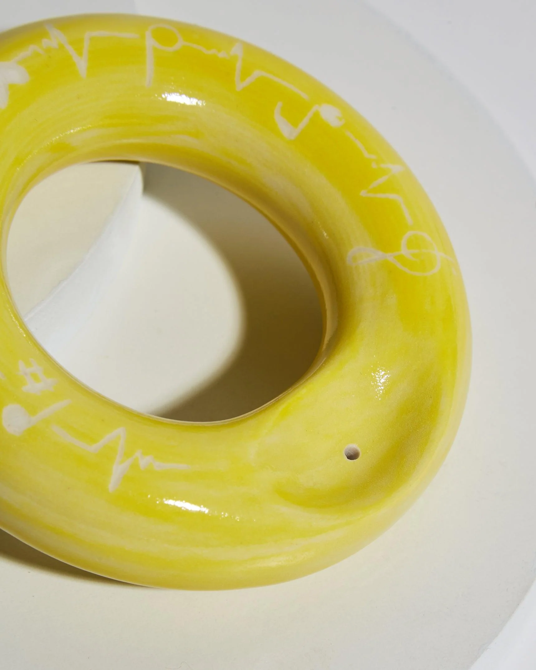 Ring Porcelain Pipe - Image 2