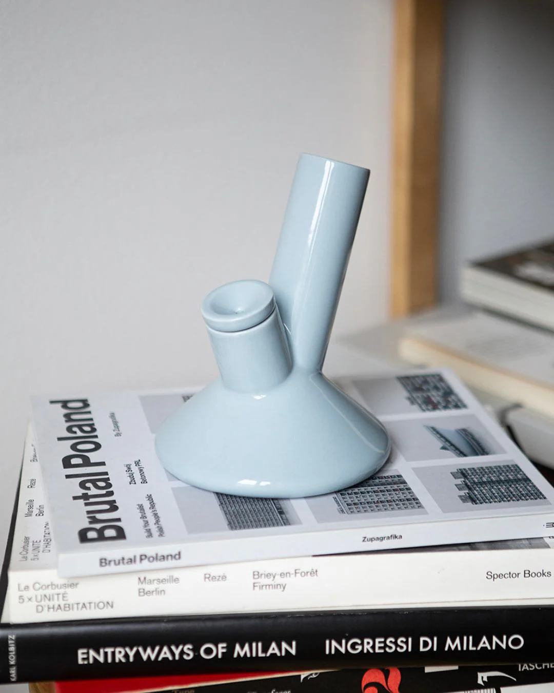 Sky Blue Ceramic Bong 'AV001' - Image 3