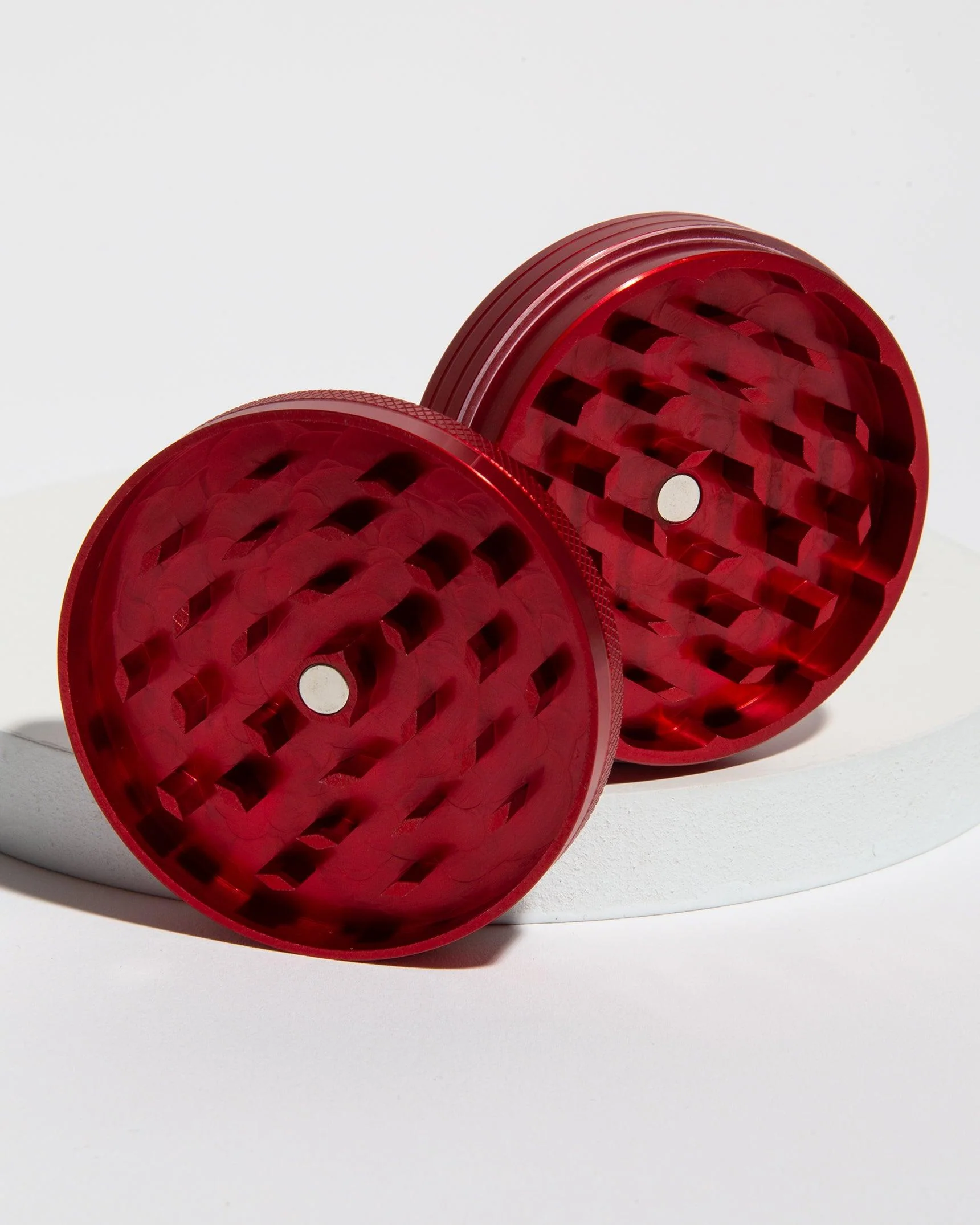Two-Piece Aluminum Grinder - Image 7