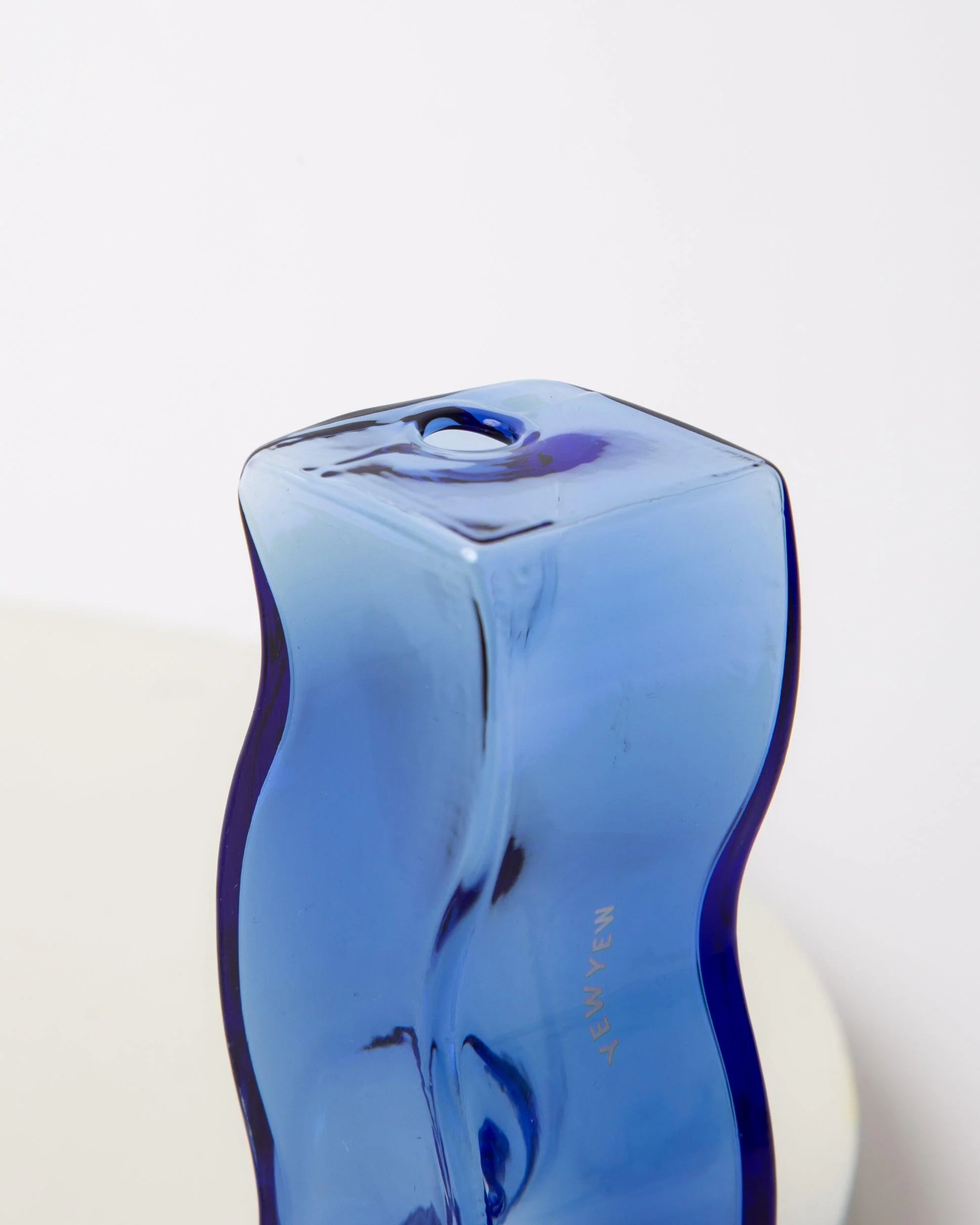 'Wavy' Glass Pipe - Image 12